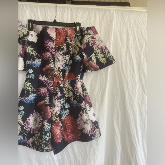 KEEPSAKE the Label Off-the-Shoulder Floral Romper Size Small - Picture 15 of 16